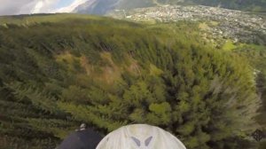 Экстримальный полет в костюме-крыле над самой землей!