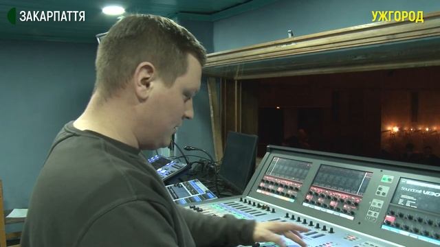 Велику сцену драмтеатру відкрили після двох місяців ремонтних робіт смотреть онлайн