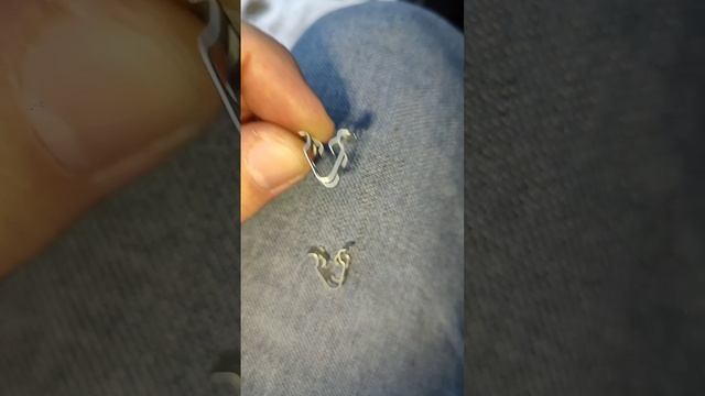 СДЕЛАЙ ТАК !   ЧТОБЫ ИЗБАВИТЬСЯ ОТ СТУКОВ И СКРИПОВ В САЛОНЕ 😉