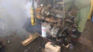 Запускаем двигатель cummins 8.3