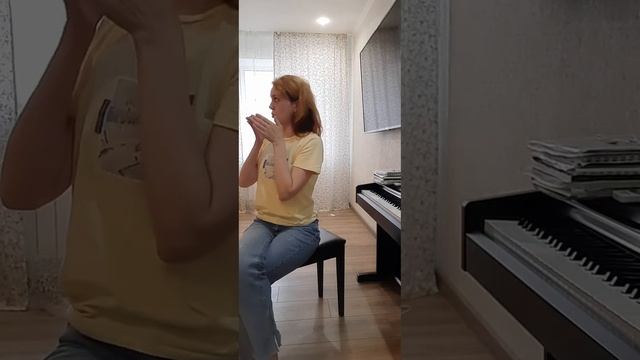 КАК ПРОХОДИТ УРОК ПО ВОКАЛУ? Атмосфера на уроке. #vocal #вокал #вокалонлайн #обучениевокалу #singer