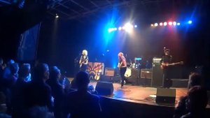 MonaLisa Twins: Johnny B  Goode