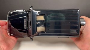 Unboxing of Mercedes Benz G63 AMG 1_18 Diecast by Almost Real Models (4K)