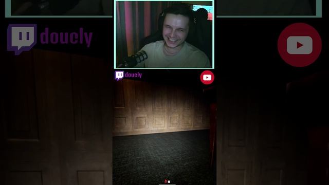 Twitch - doucly o mai va mu #shorts  #twitch  #darkhours #horrorgaming #horrorstory #horrorshorts