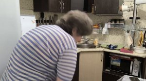 Не спала 2 ночь.