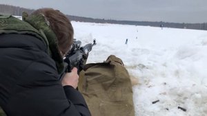 Стрельба из снайперской винтовки СВД-С на полигоне. Shooting the SVD-S sniper rifle
