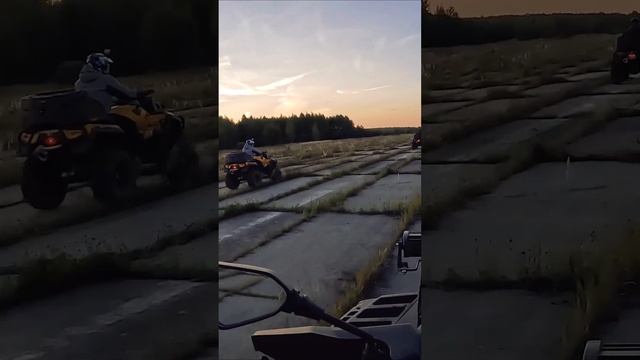По взлетке на квадроцикле #atv #квадроциклы #brp смотреть онлайн