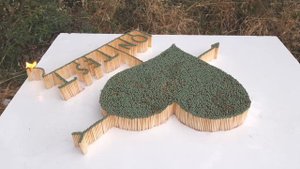 Соответствует сердцу Эффект Домино  Matches Nuclear Art Chain Domino Effect