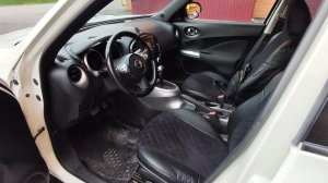 Короткий обзор автомобиля Nissan Juke. Кому стоит его купить?