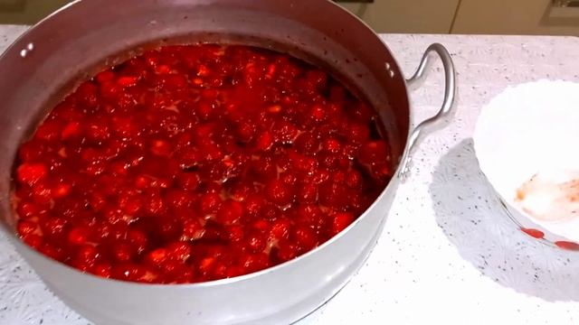 Клубничное варенье: пошаговый рецепт