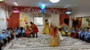 Дефиле осенний бал