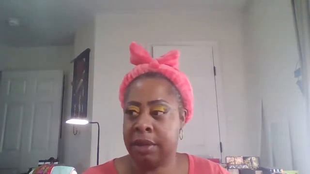 Pantone Color of 2021: Yellow and Gray смотреть онлайн