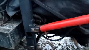 ЛТЗ-60АВ запуск с АКБ DECUS и 2 прицепа дров.