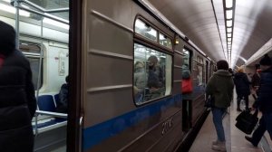Номерной "Шестёрка" на станции Трубная