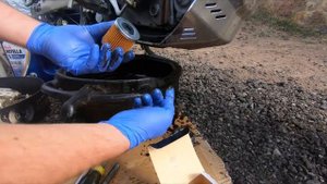 Kawasaki KLR650 Oil Change and Doohickey Adjustment