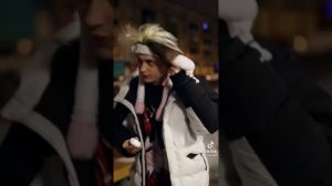 НЕКОГЛАЙ ЛЕБЕДЕВ СПАС друга, И сам ПОПАЛ ПОД КОЛЕСА.