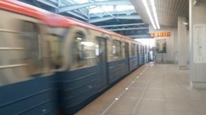 81-717.5М Перекраска Московский транспорт и 81-717/714 На станции Технопарк