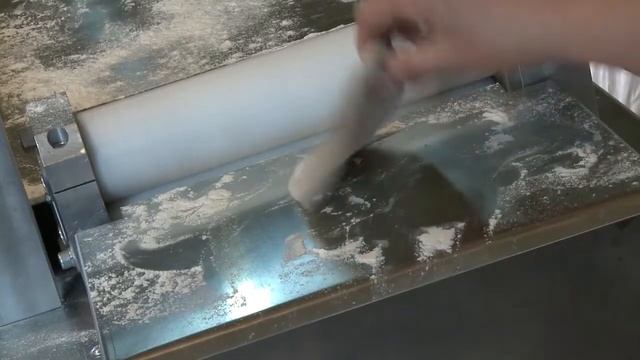 Машина раскатки теста лаваша и пиццы НРМ 2. +7-919-382-16-01, euromach.m@mail.ru