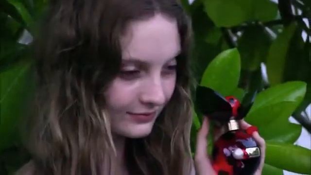 Marc Jacobs Dot смотреть онлайн