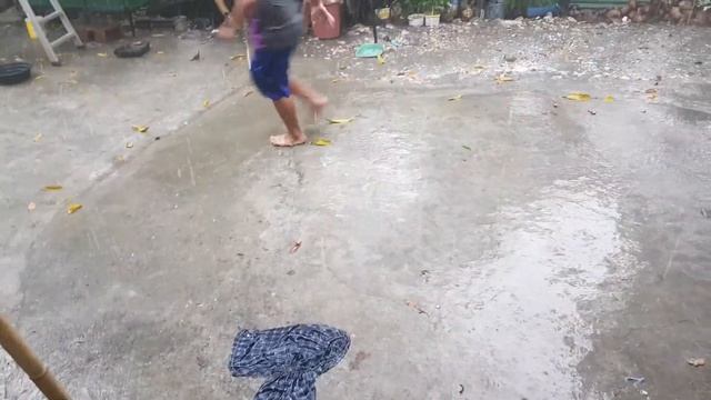 Hail stone in ph 5/25/18 смотреть онлайн