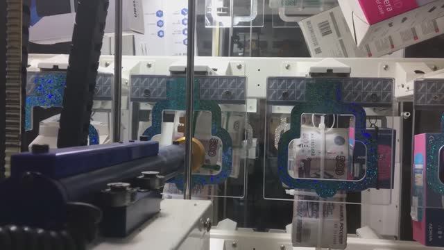 ЗА ДЕНЬГИ ВЫИГРАЛ ДЕНЬГИ! ВЫИГРАЛ ДЕНЕЖНЫЙ ПРИЗ ЗА 50 РУБЛЕЙ В АВТОМАТЕ КЕЙ МАСТЕР! смотреть онлайн