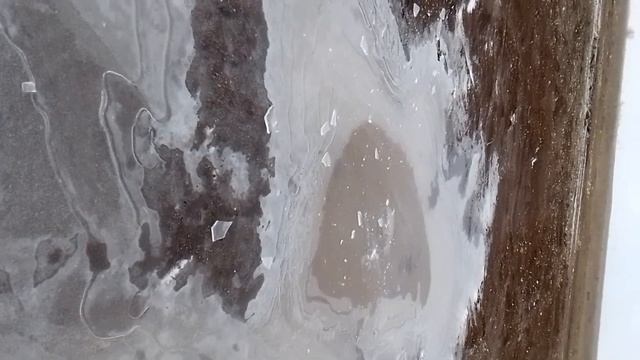 ломаем кусок льда смотреть онлайн