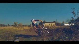 Вело спорт Трюки на велосипедах
