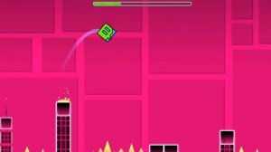 сравнение black and track и ton 618 в geometry dash