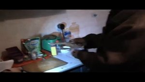 Маньяк Гена-Червяк на месте преступления