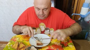 Мукбанг. Завтрак. Гренки по французски, омлет, паштет и чай. О Евпатии Коловрате.