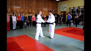 Рукопашный бой. Освобождение от захватов