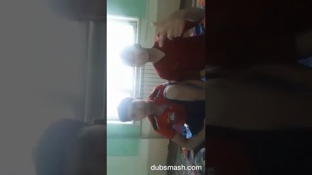 Между нами тает лед смотреть онлайн