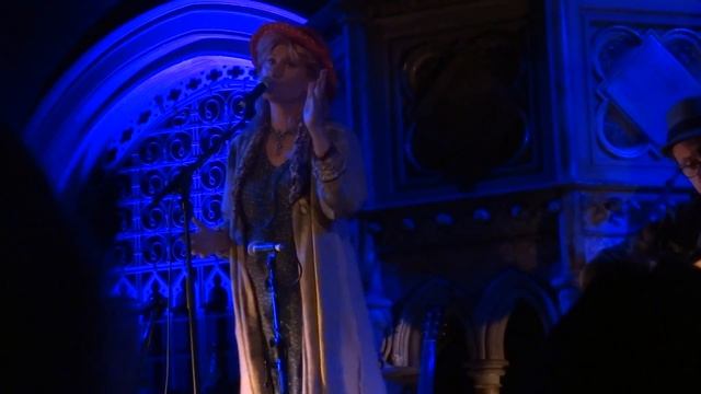 Eddi Reader Galileo at Union Chapel 13.11.2013 смотреть онлайн