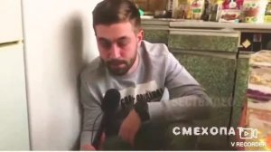 Когда твой брат репортёр😋