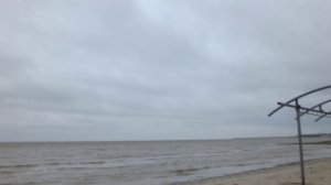 Азовское море в Приморско-Ахтарске глубокой осенью. 25 ноября.