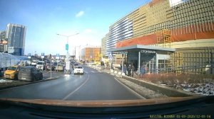 Видеорегистратор NAVITEL R200 NV - дневная съемка.