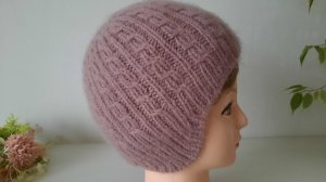 ШАПКА С УШКАМИ и ВАРЕЖКИ простым узором.// Подробно как вязала.//