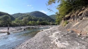 Где в Сочи купаются местные ?