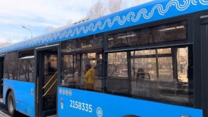 Автобус ЛиАЗ-5292.65 следует по маршруту с9 ”Капотня - Стоматологическая Поликлиника - Капотня”