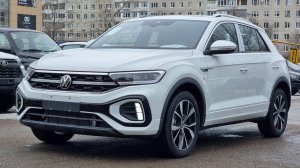 Volkswagen T-Roc 1.5 AMT, 2023, 10 км. передний привод. Уфа.
