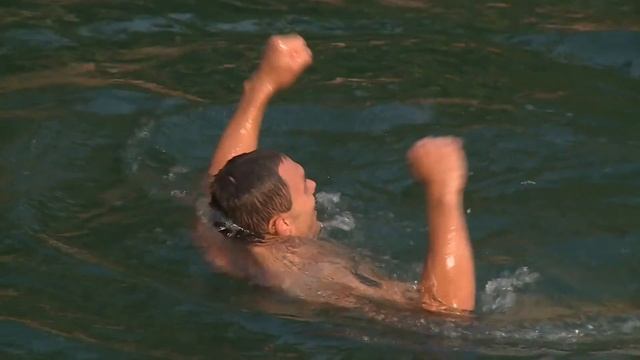 Red Bull Cliff Diving World Series 2015 - Action - Mostar, Bosnia & Herzegovina смотреть онлайн