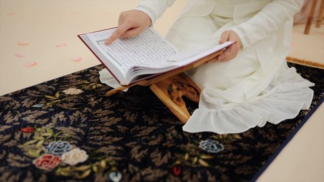 AMRU Ottoman Series - Zehra Sajada смотреть онлайн