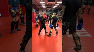 Нырок в боксе. Защита от бокового удара от Андрея Басынина.