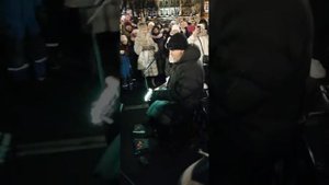Земля в иллюминаторе. Дворцовая площадь. Санкт-Петербург
