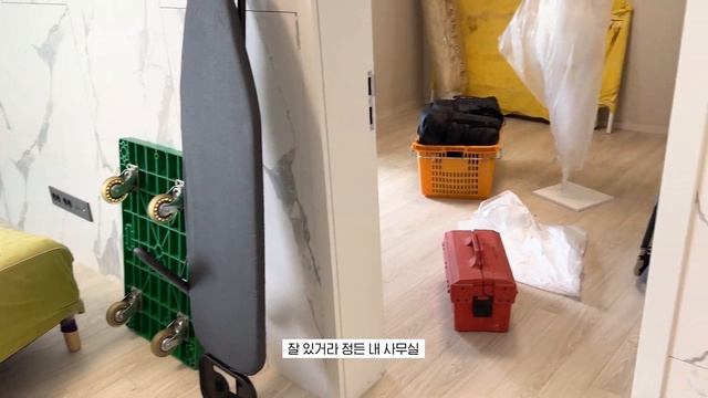 웃자 힘들어도 웃는 사람이 일류래