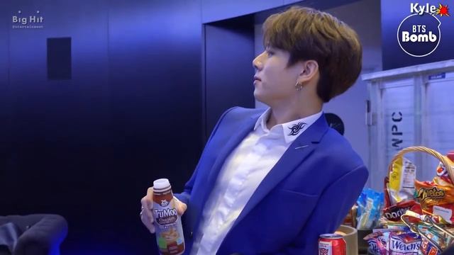 БТС и очень-очень вкусная еда . смотреть онлайн