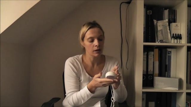 How to use and the Benefits of the Baby Quasar Acne Clear Rayz Device. смотреть онлайн