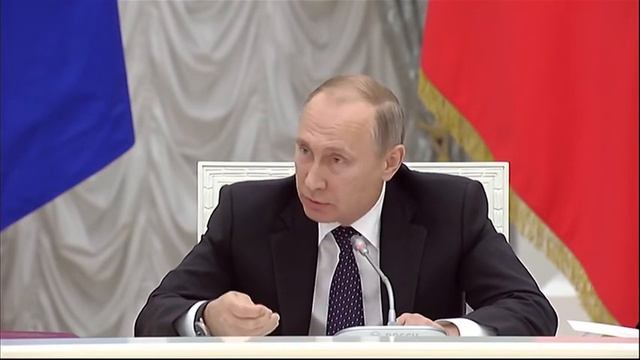 После вопроса злого Путина чиновник начал трястись и заикаться