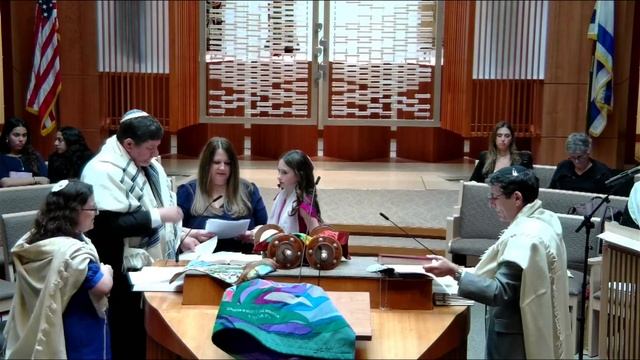 Shabbat Morning Services & Bat Mitzvah of Lillian Zedeck – Saturday, May 25, 2024 смотреть онлайн