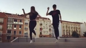 Классные движения ногами